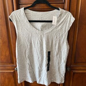 NWT Banana Republic Malibu Light Gray Tank